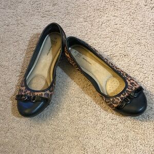 Size 10 leopard ballet flats with buckle on front heel
